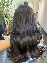 【平日限定】小顔カット＋カラー＋Aujuaトリートメント￥15950→￥12760