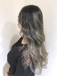 【ブリーチダメージ94%カット❤️】大人気ケアブリーチ使用グラデーションカラー☆