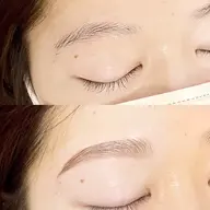 ✨アイブロウスタイリング✨（眉毛WAX）眉の形をデザインし、WAXで余分な毛を脱毛します。※間引き・眉メイク込み