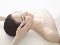 《平日10時​〜​12時⑅1日1名様限定❁ 》👑人気ℕ𝕠. 3️⃣👑『敏感・ニキビ』あなたのお肌にあったケア🌿