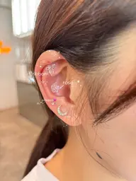 🧡キラキラ耳つぼジュエリー6粒🧡(片耳3粒)