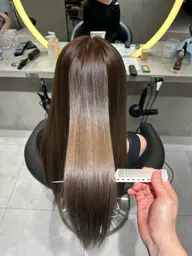 【U29・3月限定✨️】ブリーチ毛でも叶う美髪縮毛矯正