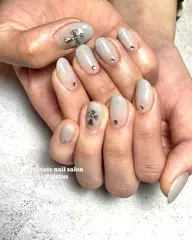 カラーグラデーション⭐️2色までＯＫ