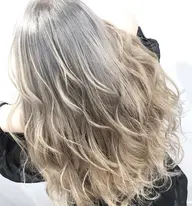 早割🉐ミニモ限定クーポンダブルカラー ケアブリーチ1回カラー1のダブルカラー毛量調整カット付き