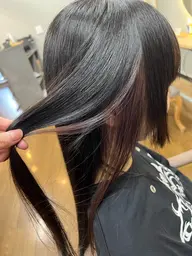 ブリーチ（イヤリングカラー）＋カラー+カット¥9900