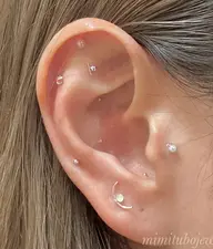 まつ毛パーマ耳つぼジュエリー左右✖️５個