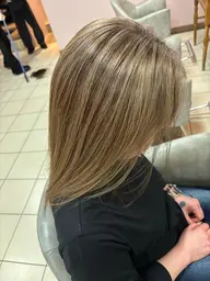 【あなたに合わせた白髪ぼかし】パーソナル白髪ぼかしハイライト