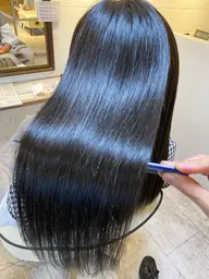 ブリーチされていない方の縮毛矯正＋トリートメント＋カット