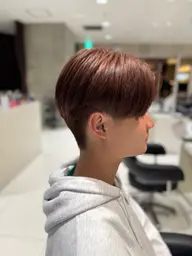 カット＋ブリーチ込みダブルカラー