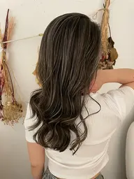 ハイライト🦋トリートメント付き