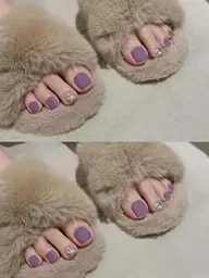 初夏☀️キラキラ🤩ワンカラー+ストーン埋め尽くし2本(フットパス付き)