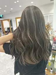 《4.5月限定》　1日2名限定‼️ 🤩スペシャルコントラストハイライトカラー✨可愛いギャルを作ります❤️