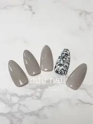 minimo特別価格 ワンカラーネイル+アート2本(他店オフ代込)