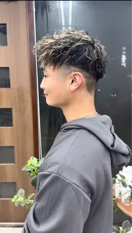 【大流行✨】☆メンズカット+パーマ+メッシュカラー（ハイライト）