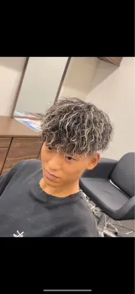 ⭐️ミニモ限定価格⭐️【メンズカット+メッシュカラー+3STEPトリートメント】