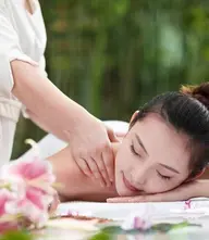 ☆ 体の調整 肌質を改善する ☆不要な水分をデトックス！よもぎ蒸し30分＋リンパマッサージ50分=80分7500円