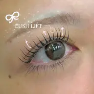 根本からしっかりまつ毛カール🪿