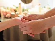 ハンドマッサージ