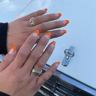 フレンチネイル