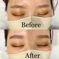 ハリウッドブロウリフト¥6900眉毛の癖をとって、周りの産毛をWax脱毛するので、ブラシでとかすだけでお好きな眉毛に✨