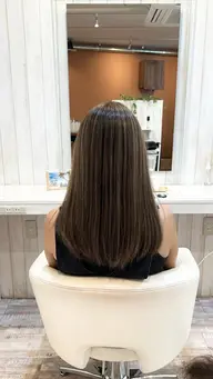 【🤍赤み除去*白髪ぼかしにおすすめ🤍】カット+極細ハイライト+美髪トリートメント✨