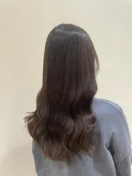 ワンカラーで暗髪艶感カラー✨