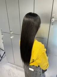 美髪矯正✨￥7000​〜​髪質に合わせて薬剤を選び、自然なストレートに仕上げます🪄🤍