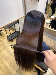 【minimo限定】当店自慢の予防美容をしながらするので、ダメージ最小限で《髪質改善縮毛矯正》ができます！🍯🐝