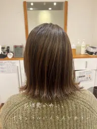 CUT ＋　カラー　＋　ハイライト（ハーフ）or インナーカラー（3種の補修トリートメント付き）