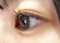 毛先まで黒艶ブラックティントトリートメントまつ毛パーマ/アイシャンプー、コーティング付き