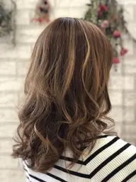 🌱デザインカット☀️フルハイライト☀️フルカラー☀️アミノ酸トリートメント🌱