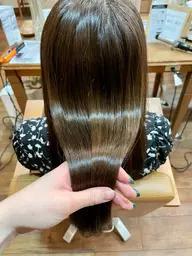 .*･ﾟカット+艶髪ストレート･*.