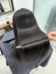 【学生限定】インスタ投稿用モデル料金！乾かすだけで艶髪に✨美髪矯正+カット+質感トリートメント