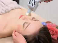 顔脱毛2回+美肌パック2回付 5,500円