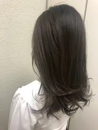 カラーのみ❗→コレ🌈フル①カラー＋トリートメント　（グレイ白髪カラーも含む）メンバー様　前髪カットなし