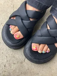 ご新規様⭐️リピーター様❤️ フット🦶フルアート10本ネイル　持ち込みOK🙆‍♀️(ストーン.パーツ.ラメOK)