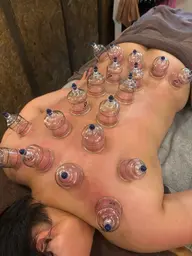 オリジナル刮痧　MAXコース　(かっさ＆ほぐしMIX ＋吸い玉　全身　約140分、足湯付き)