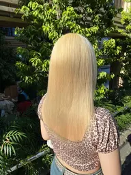 【1日1名様限定💫】ハイトーンになりたい方はこれ！ブリーチのみぬきっぱなし⚡️🌙⭐️（全頭）