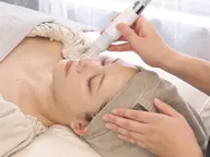 【毛穴ケア人気No.1】ハイドラ毛穴洗浄×ハーブピーリング