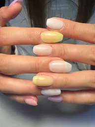 【ハンド】ワンカラー、グラデーション各種。オフ込み。4色まで選べます。