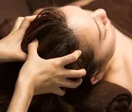 【眼精疲労の方もオススメ⭐︎】オールハンド小顔ヘッドスパ40分