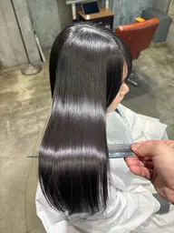 縮毛矯正とトリートメントのメニューです🩵カットは必要ないけど矯正をかけたい方、パヤ毛対策にもおすすめ💁‍♂️