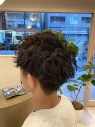 【ご新規様限定】ハイライト+オンカラー🫧ケアブリーチ ｼｬﾝﾌﾟｰ･ﾌﾞﾛｰ込 似合わせスタイリング付き🪄︎︎✨