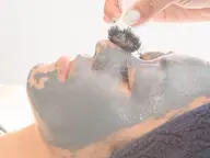 【お客様満足度No.1】1回で分かる絶対美白！磁気パックコース