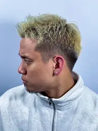 [土日祝19:30​〜​]メンズカット（フェード✖︎）