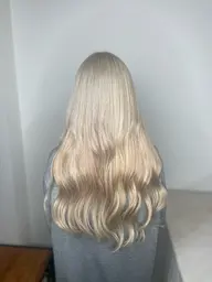 🎀【4.5h～】ケアブリーチ＋艶カラー＋シールエクステ40枚🎀