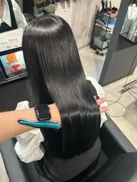 ボリュームダウン縮毛矯正✨️