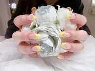 超かわいいフレンチデザインです🎆ベースつきで、色の変更が可能です。別料金でパーツ追加も可能でございます♪