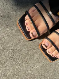 【フット】シンプルコース。ワンカラーにプラスアートやフレンチ、ミラーなど※予約時にオフの有無を記載して下さい