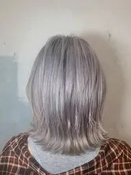 🍒ケアブリーチ付き🍒トリプルカラー+超音波トリートメント(二回ブリーチ+オンカラー)✨